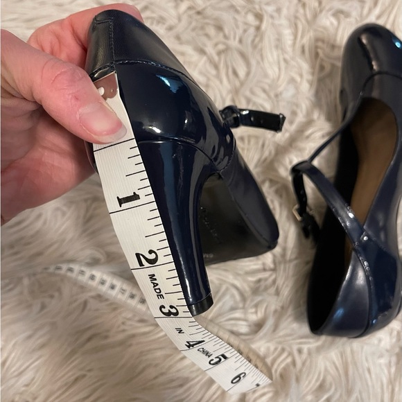 Navy | Giana Bernini | Memory Foam | Heels - Picture 11 of 15